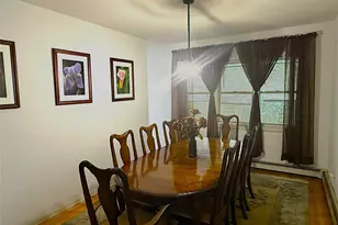 523 Hellwig Ln, West Islip, NY 11795 - Photo 6