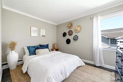 240 Eaton Lane, West Islip, NY 11795 - Photo 30