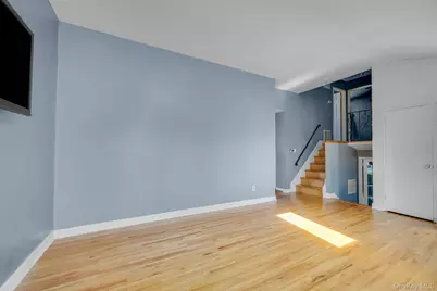 336 W 23rd Street, Deer Park, NY 11729 - Photo 4