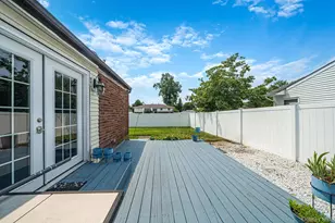 336 W 23rd St, Deer Park, NY 11729 - Photo 24