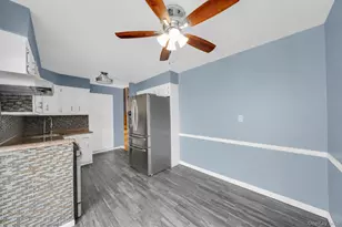 336 W 23rd St, Deer Park, NY 11729 - Photo 8