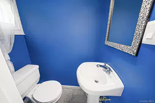 336 W 23rd St, Deer Park, NY 11729 - Photo 20
