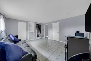 336 W 23rd St, Deer Park, NY 11729 - Photo 18