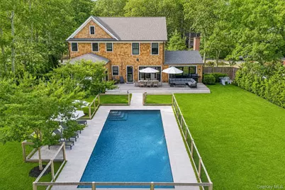 15 Wild Cherry Lane, East Quogue, NY 11942 - Photo 2