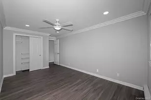 407 E Main St, Bay Shore, NY 11706 - Photo 8