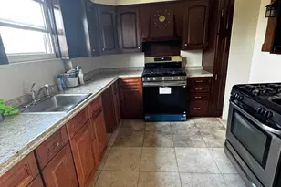 247 Nuber Ave, Mount Vernon, NY 10553 - Photo 4
