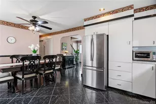 78 Ambrose Ave, Malverne, NY 11565 - Photo 10