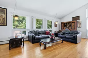 2289 Sultana Dr, Yorktown Heights, NY 10598 - Photo 10