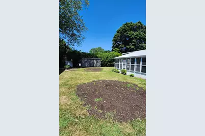 60 Valley Forge, Bohemia, NY 11716 - Photo 16