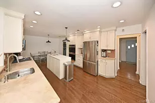 43 Sutin Pl, Spring Valley, NY 10977 - Photo 8