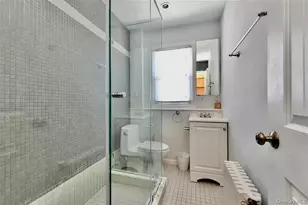 32-50 201st St, Bayside, NY 11361 - Photo 16