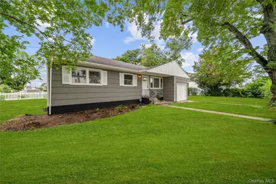 504 Decatur Street, Uniondale, NY 11553 - Photo 2