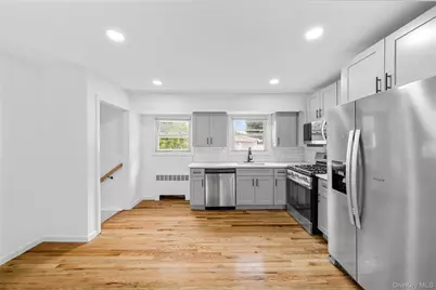 504 Decatur Street, Uniondale, NY 11553 - Photo 6