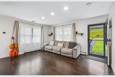 849 Warren Avenue, Thornwood, NY 10594 - Photo 4