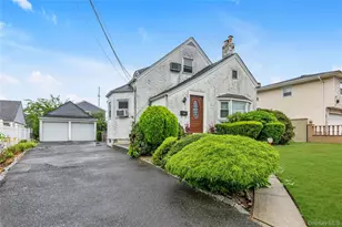 1639 Empire St, Elmont, NY 11003 - Photo 2