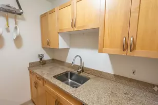 250 E 30th St, New York, NY 10016 - Photo 16