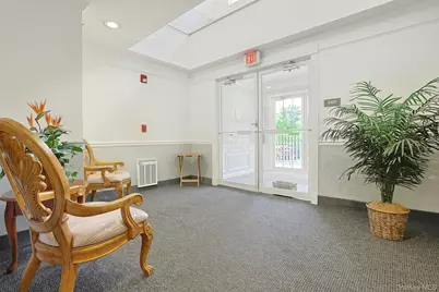 32 N De Baun Avenue #207, Suffern, NY 10901 - Photo 6