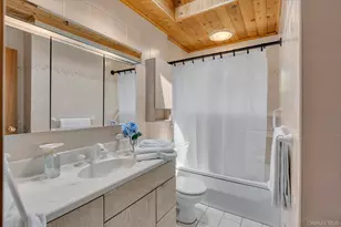 27 Fisher Rd, Commack, NY 11725 - Photo 16