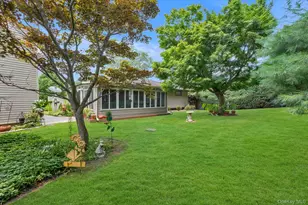 27 Fisher Rd, Commack, NY 11725 - Photo 20
