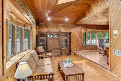 27 Fisher Road, Commack, NY 11725 - Photo 10