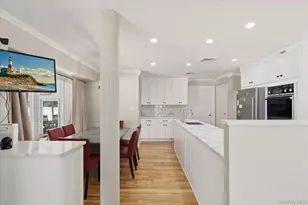 156 Lea Ann Terrace, Wantagh, NY 11793 - Photo 10