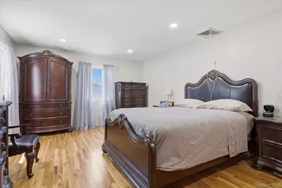 156 Lea Ann Terrace, Wantagh, NY 11793 - Photo 20