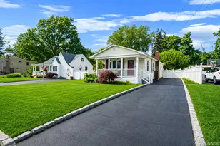 59 Northridge St, Patchogue, NY 11772 - Photo 2