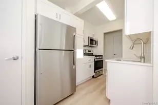 99 Randall Ave, Freeport, NY 11520 - Photo 10