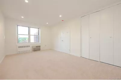 99 Randall Avenue #4-L, Freeport, NY 11520 - Photo 12