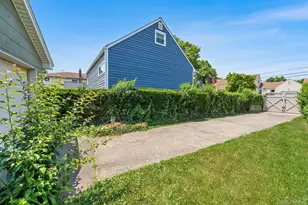 1047 Cornwell Ave, Baldwin, NY 11510 - Photo 24