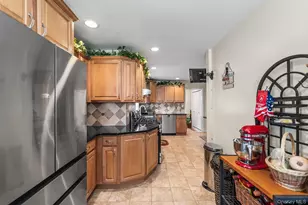 1047 Cornwell Ave, Baldwin, NY 11510 - Photo 10