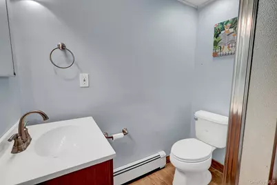 8 Tobi Lane, Setauket, NY 11733 - Photo 32