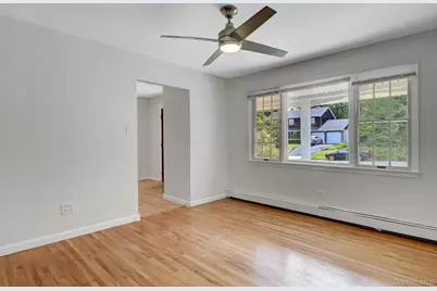 8 Tobi Lane, Setauket, NY 11733 - Photo 14