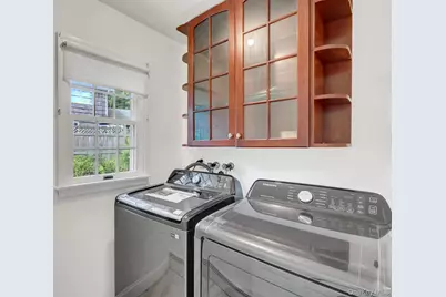 8 Tobi Lane, Setauket, NY 11733 - Photo 16