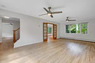 8 Tobi Ln, Setauket, NY 11733 - Photo 6