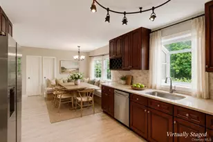 8 Tobi Ln, Setauket, NY 11733 - Photo 12