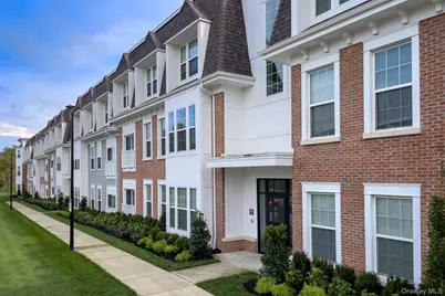 75 Circle Drive #93-101, Central Islip, NY 11722 - Photo 2