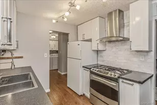 61-17 231st St, Oakland Gardens, NY 11364 - Photo 6