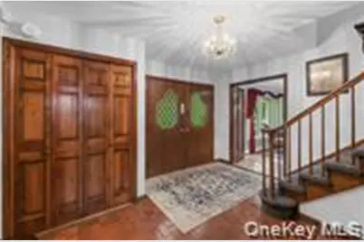 11 Carnelli Court, Poughkeepsie, NY 12603 - Photo 4
