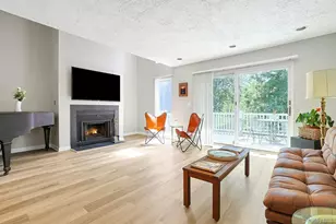 28 Cheshire Ln, Yorktown Heights, NY 10598 - Photo 4