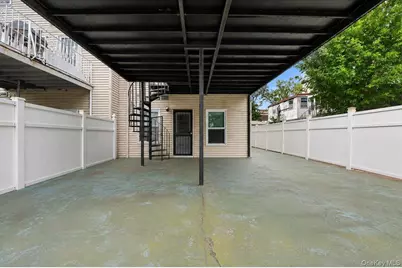 2066 Cicero Avenue, Bronx, NY 10473 - Photo 32