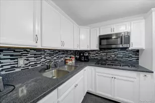2066 Cicero Ave, Bronx, NY 10473 - Photo 4