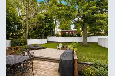 56 Homeland Drive, Huntington, NY 11743 - Photo 12