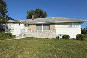 11 Webb Hill Rd, Great Neck, NY 11020 - Photo 1