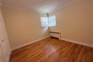 11 Webb Hill Rd, Great Neck, NY 11020 - Photo 6