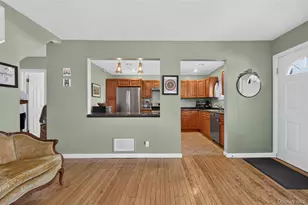 120 Bert Ave, Westbury, NY 11590 - Photo 4