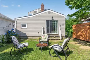 120 Bert Ave, Westbury, NY 11590 - Photo 22