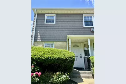 3922 Wilshire Lane #H, Oakdale, NY 11796 - Photo 2