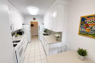 270-10 Grand Central Pkwy, Floral Park, NY 11005 - Photo 8