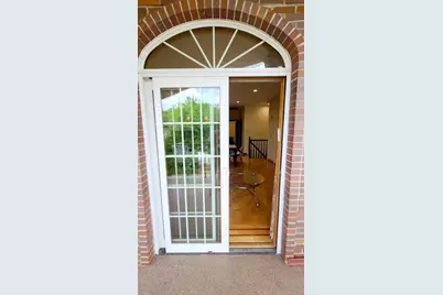 64-47 Dieterle Crescent #2, Rego Park, NY 11374 - Photo 8